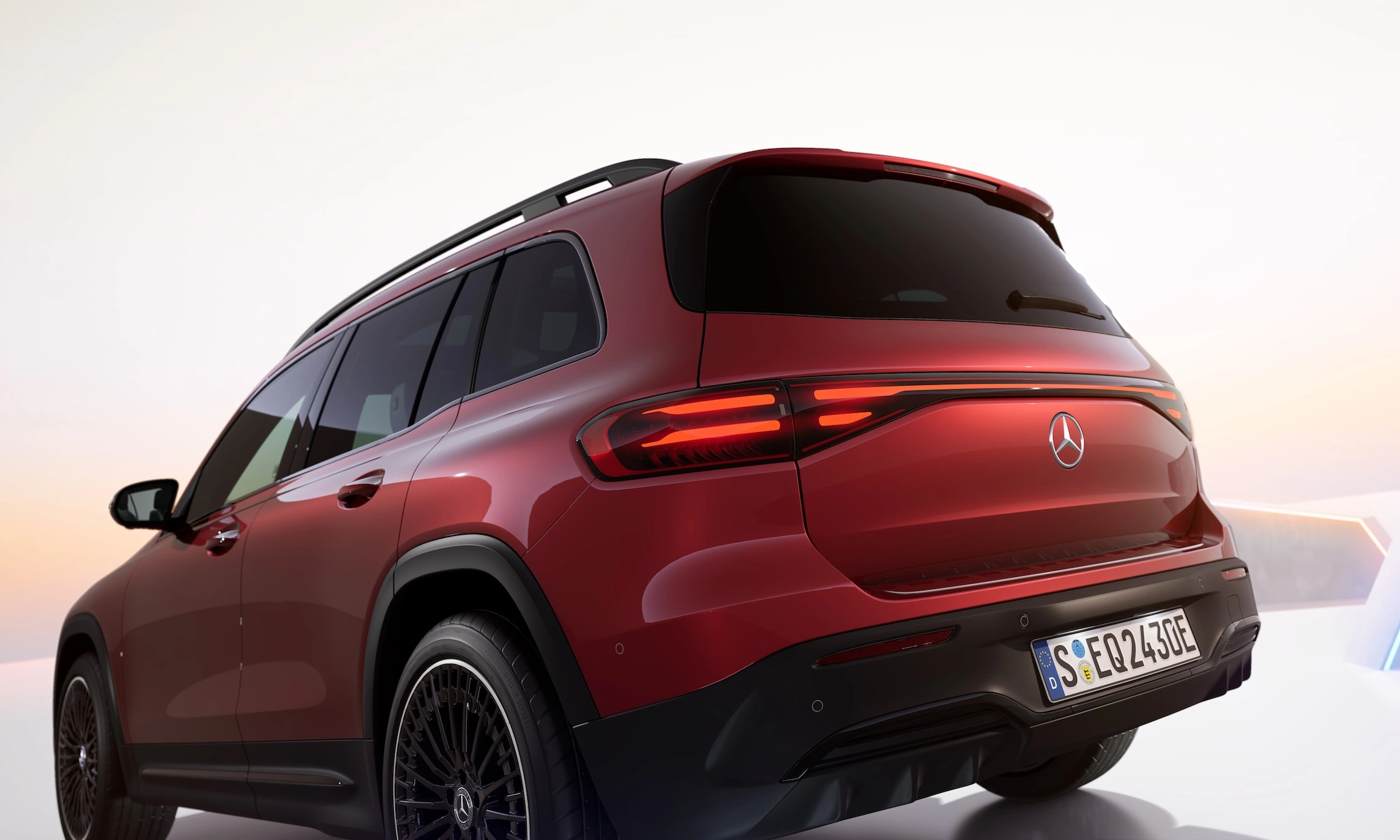 Mercedes EQB 2026 2