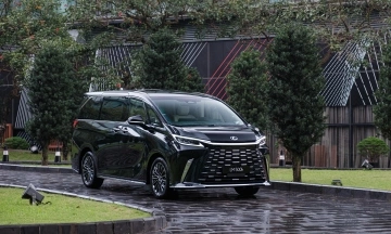 Lexus LM 2026 29