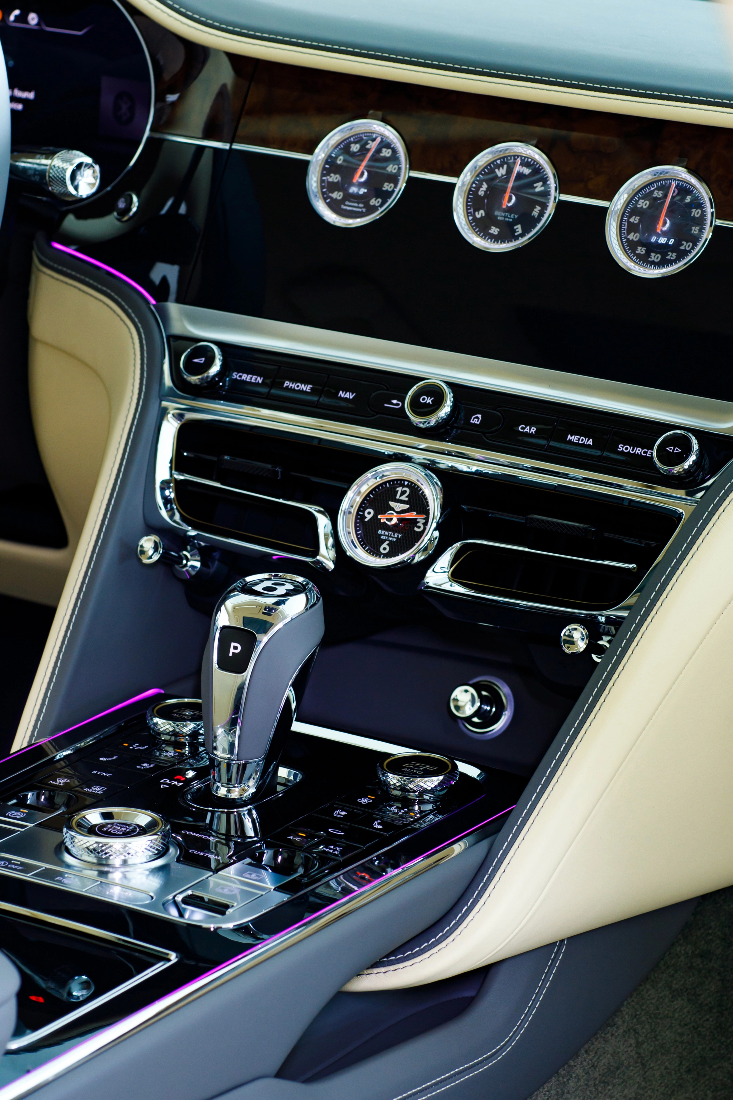 Bentley Flying Spur 2026 11