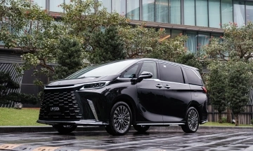 Lexus LM 2026 31