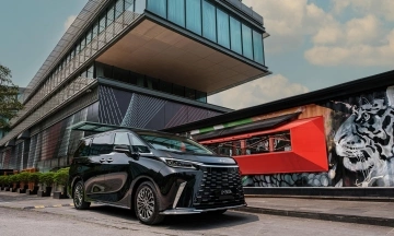 Lexus LM 2026 36