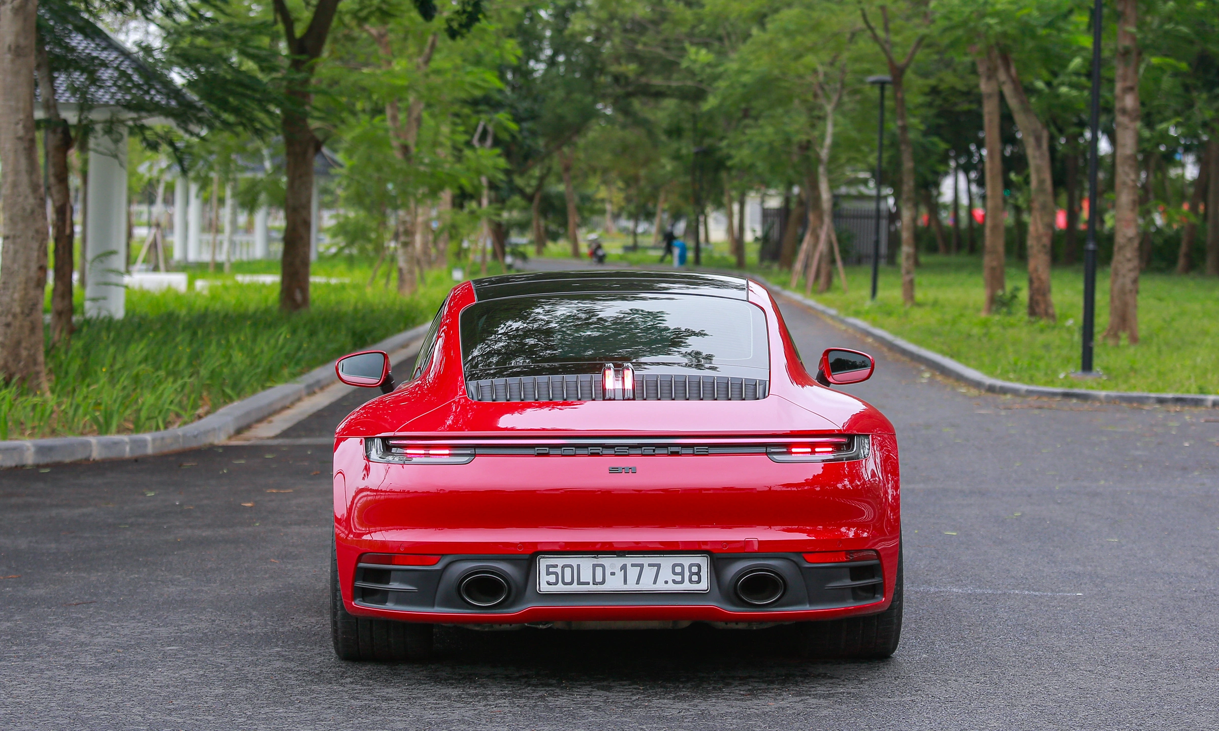 Porsche 911 2026 4