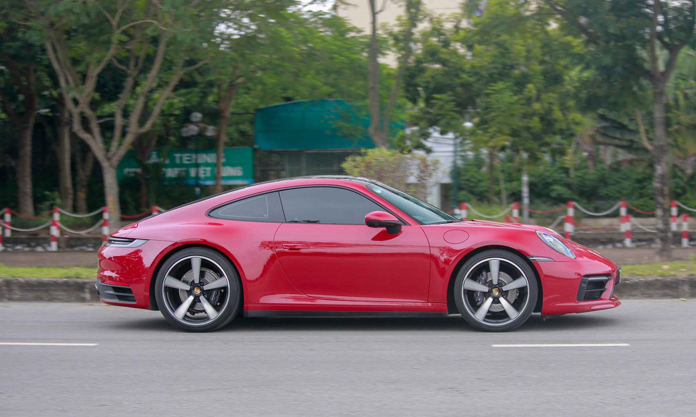 Porsche 911 2026 12