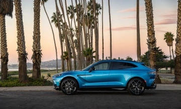 Aston Martin DBX 2026 25