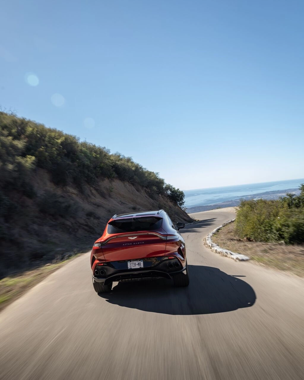 Aston Martin DBX 2026 12