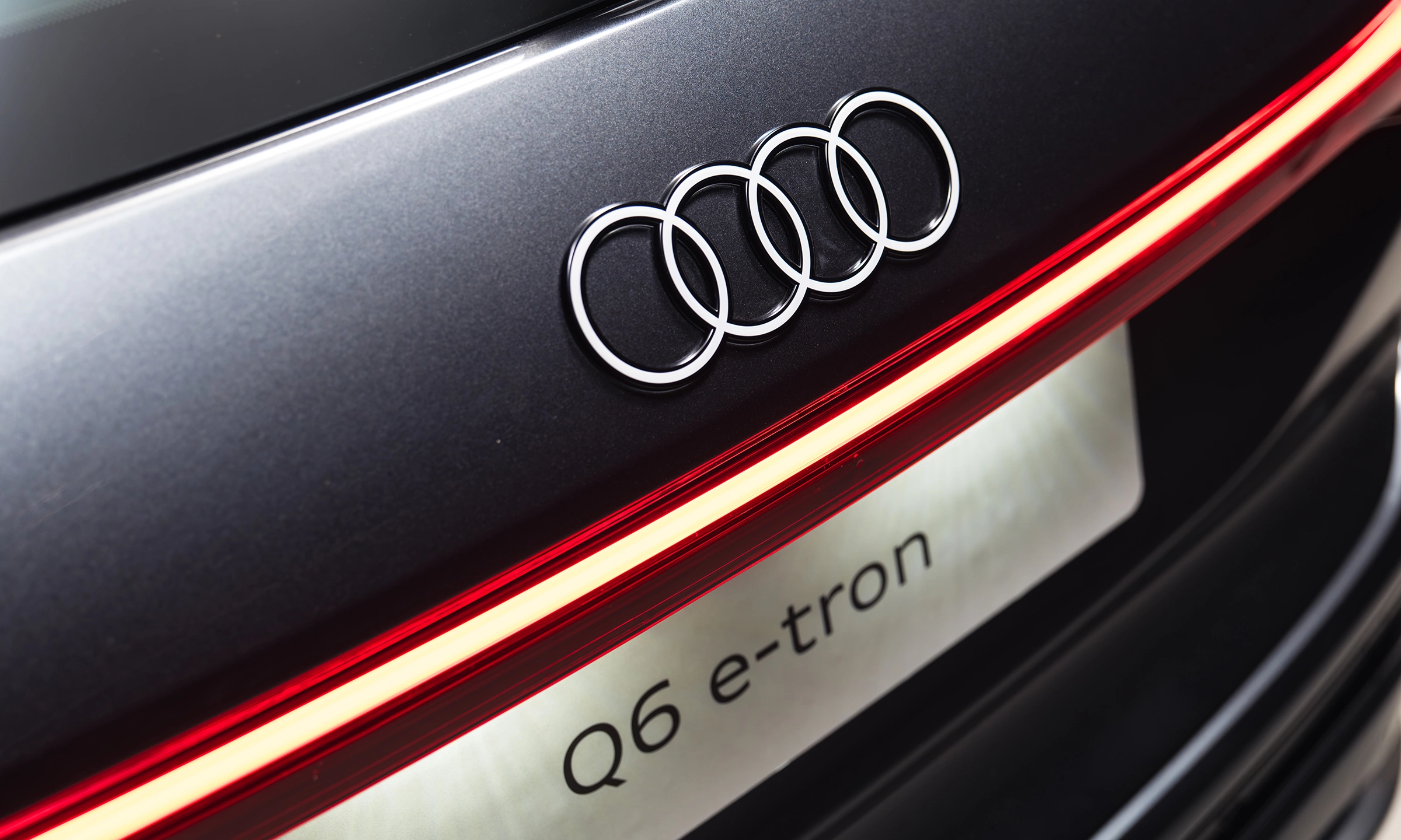 Audi Q6 e-tron 2026 8