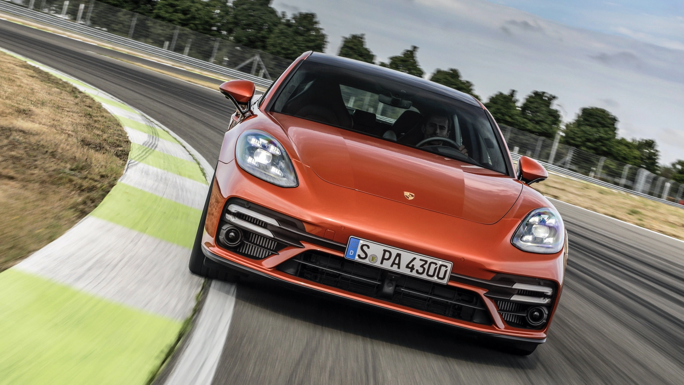 Porsche Panamera 2026 4