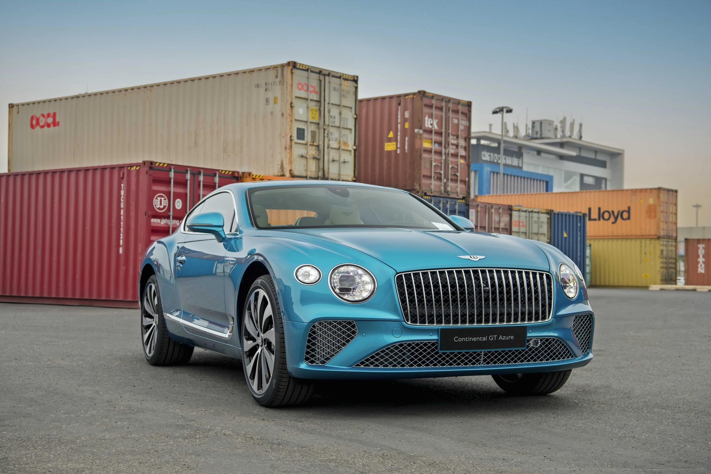 Bentley Continental 2026 3