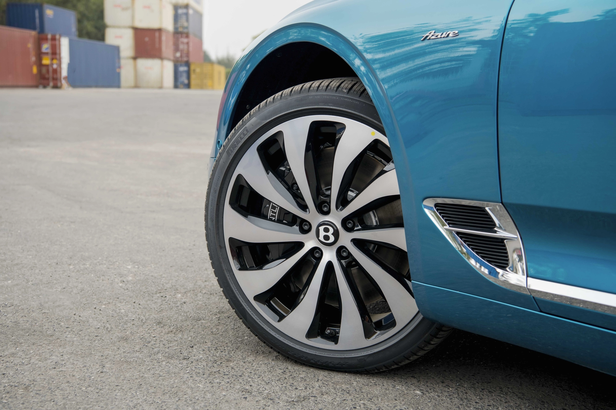 Bentley Continental 2026 21