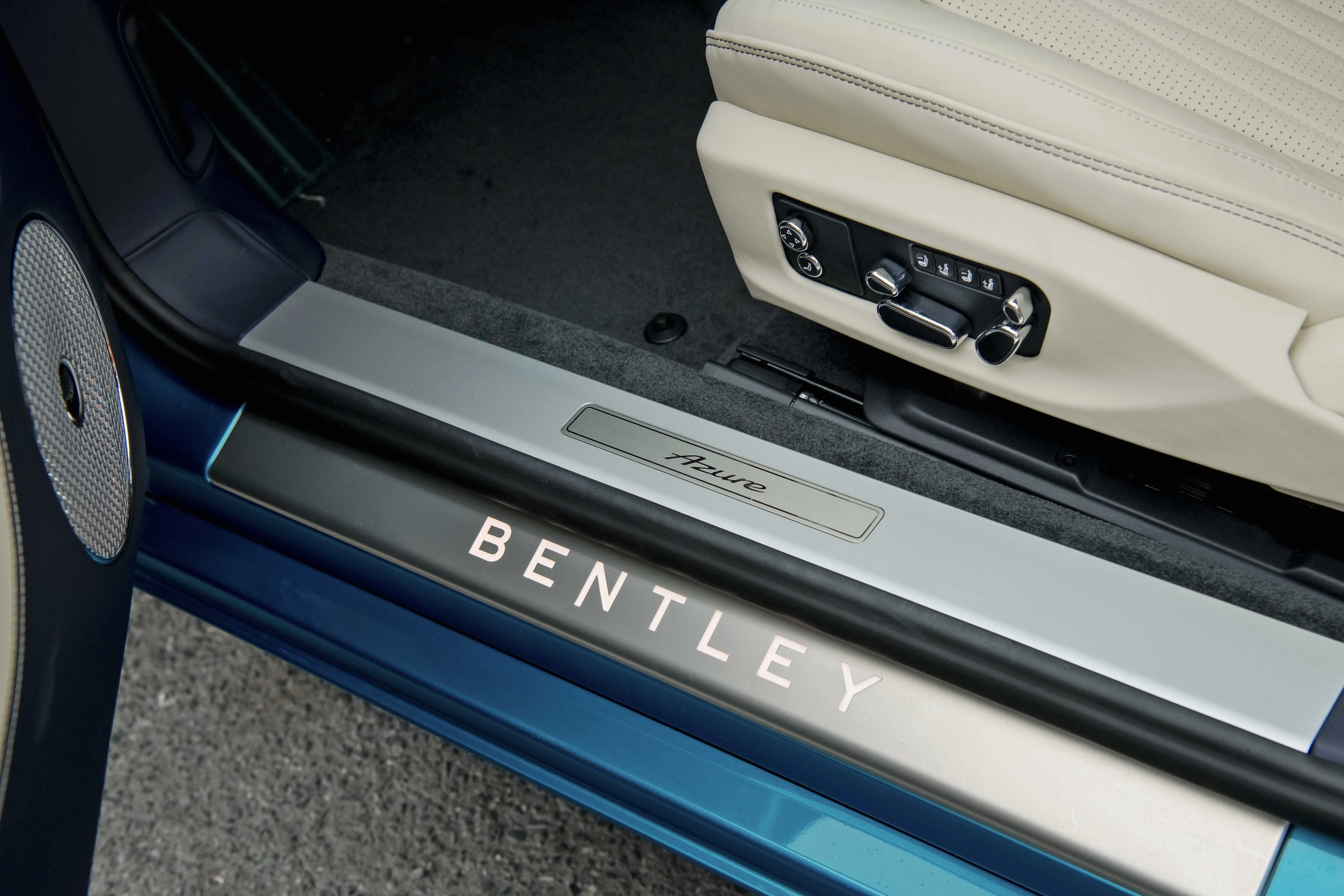 Bentley Continental 2026 28