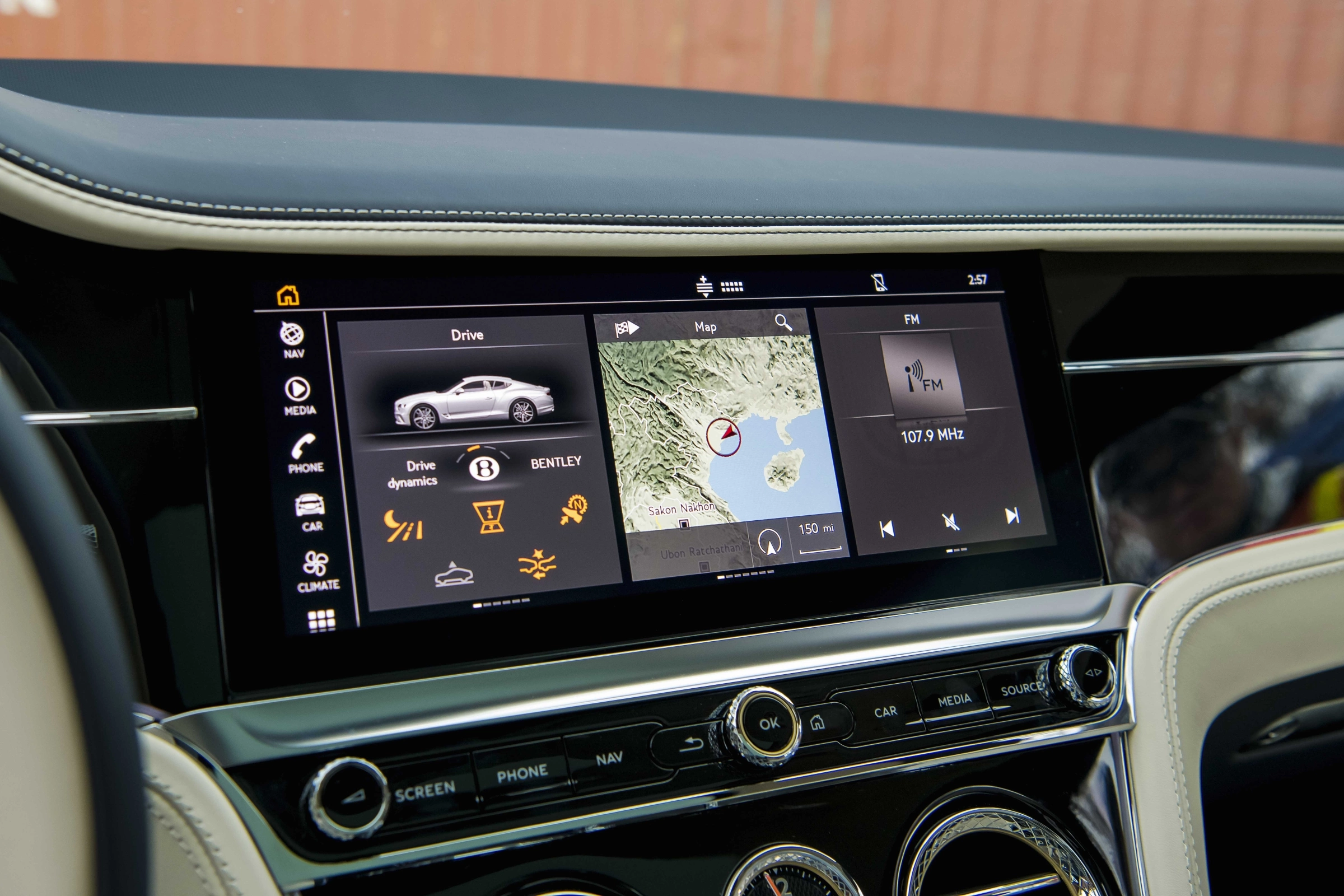 Bentley Continental 2026 35