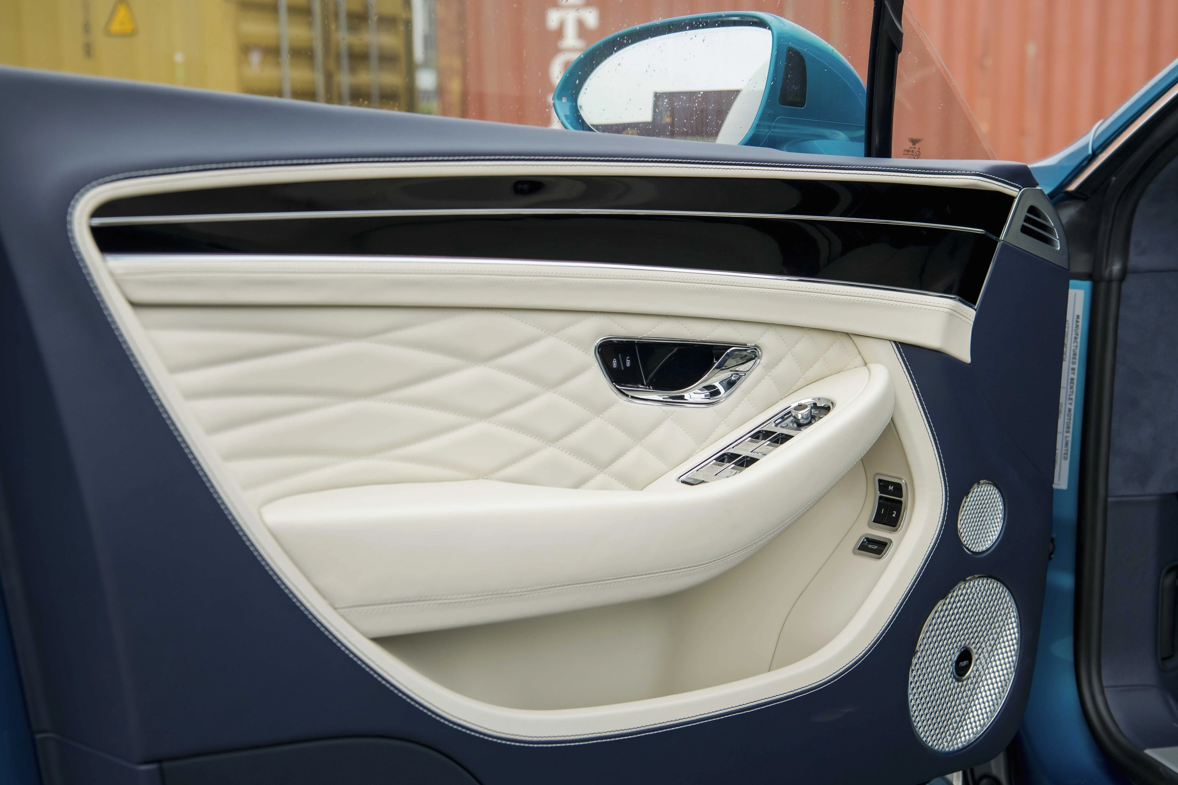 Bentley Continental 2026 31