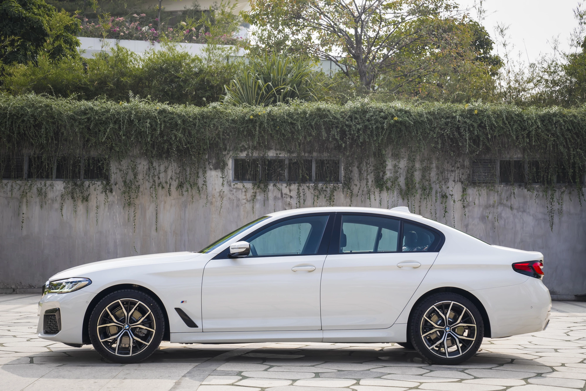 BMW Series 5 2026 3