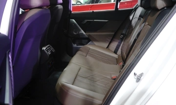BMW Series 5 2026 57