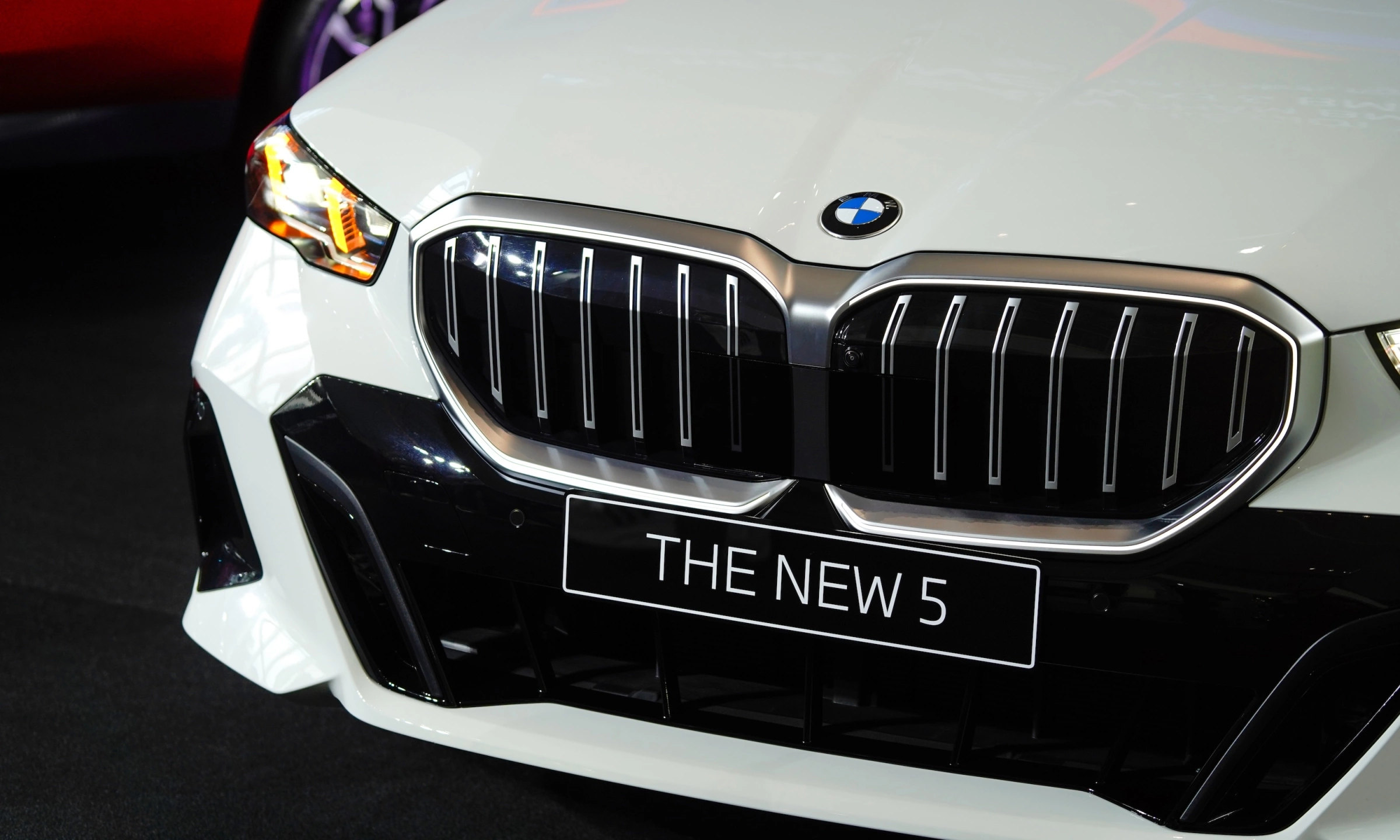 BMW Series 5 2026 7