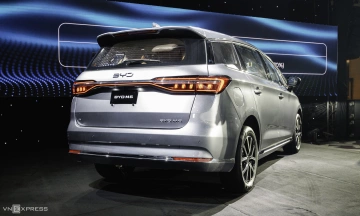 BYD M6 2026 14