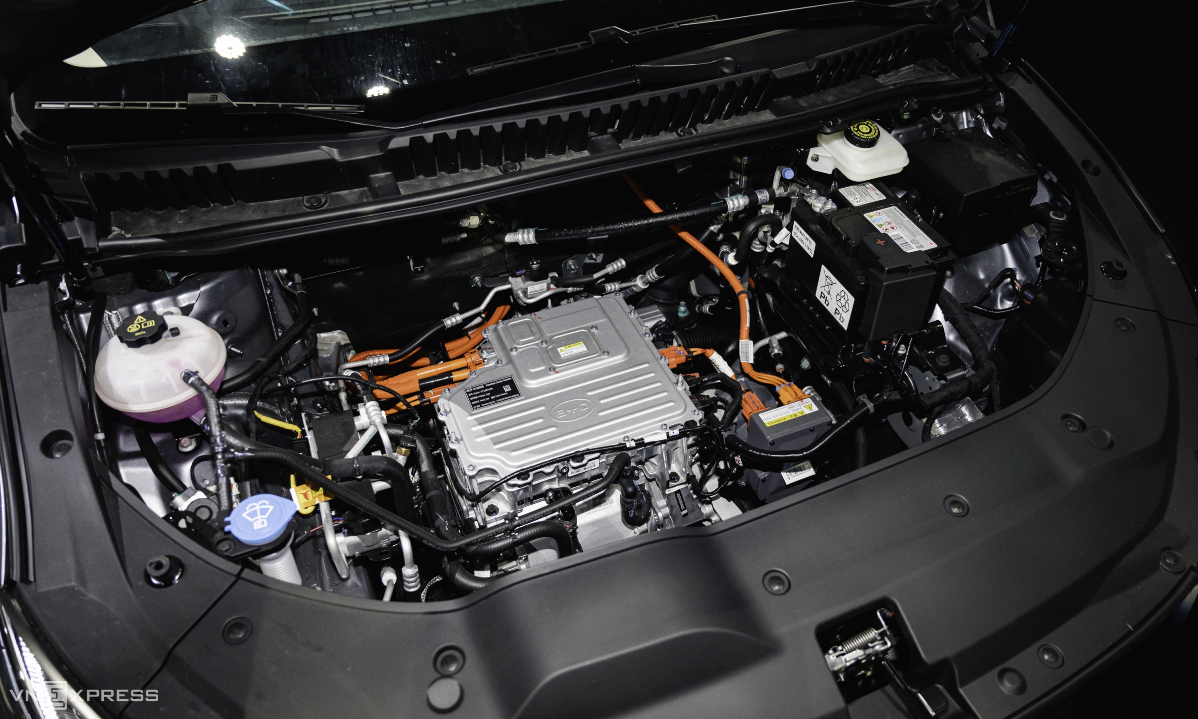 BYD M6 2026 10