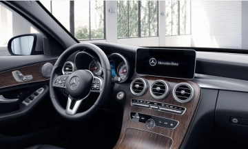 Mercedes C-Class 2026 16