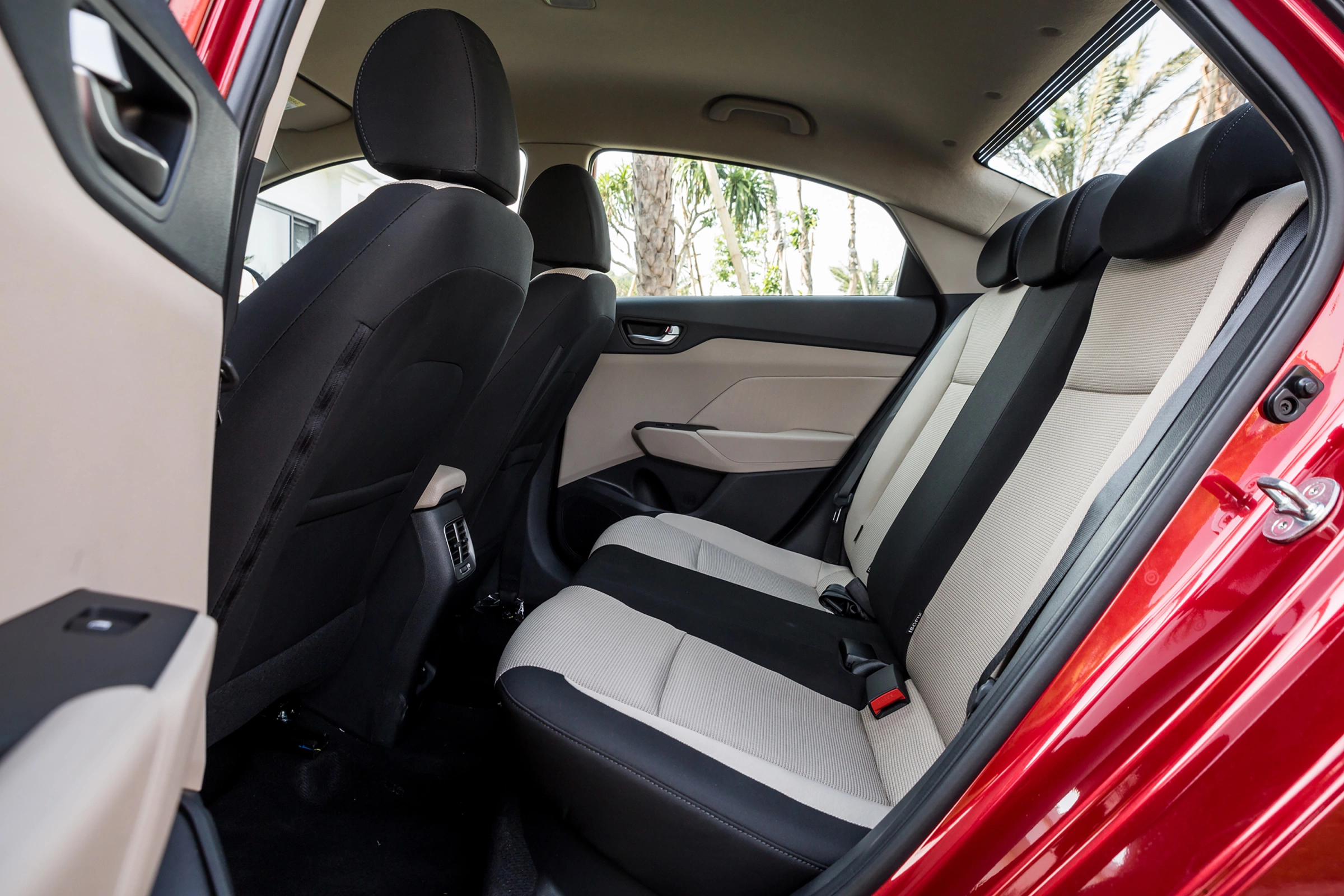 Hyundai Accent 2026 16