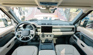 Land Rover Defender 130 2026 29