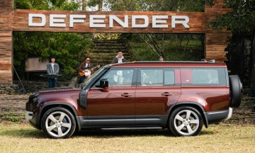 Land Rover Defender 130 2026 28