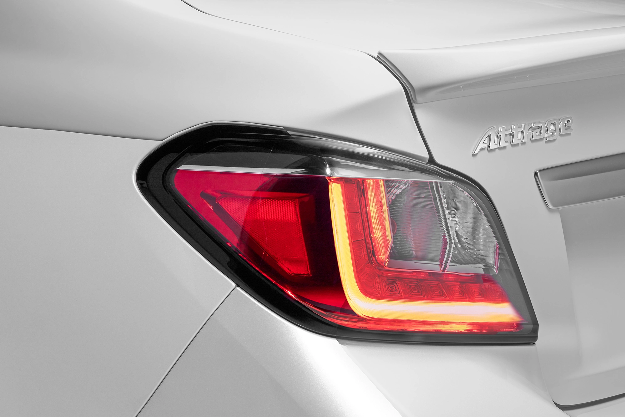 Mitsubishi Attrage 2026 5