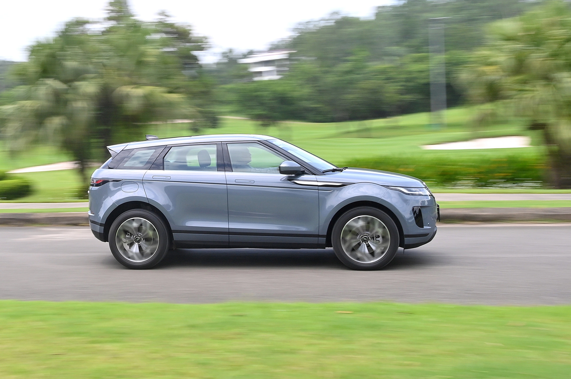 Land Rover Range Rover Evoque 2026 4