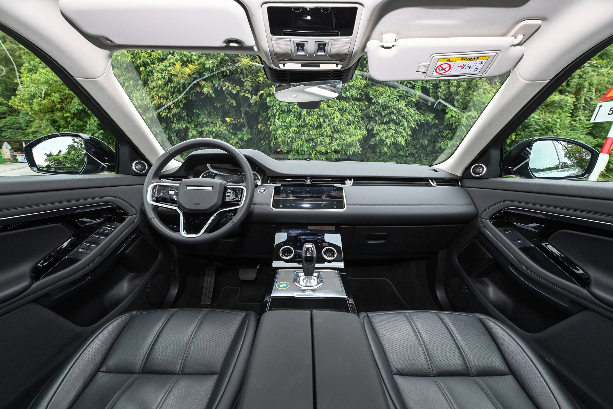 Land Rover Range Rover Evoque 2026 9