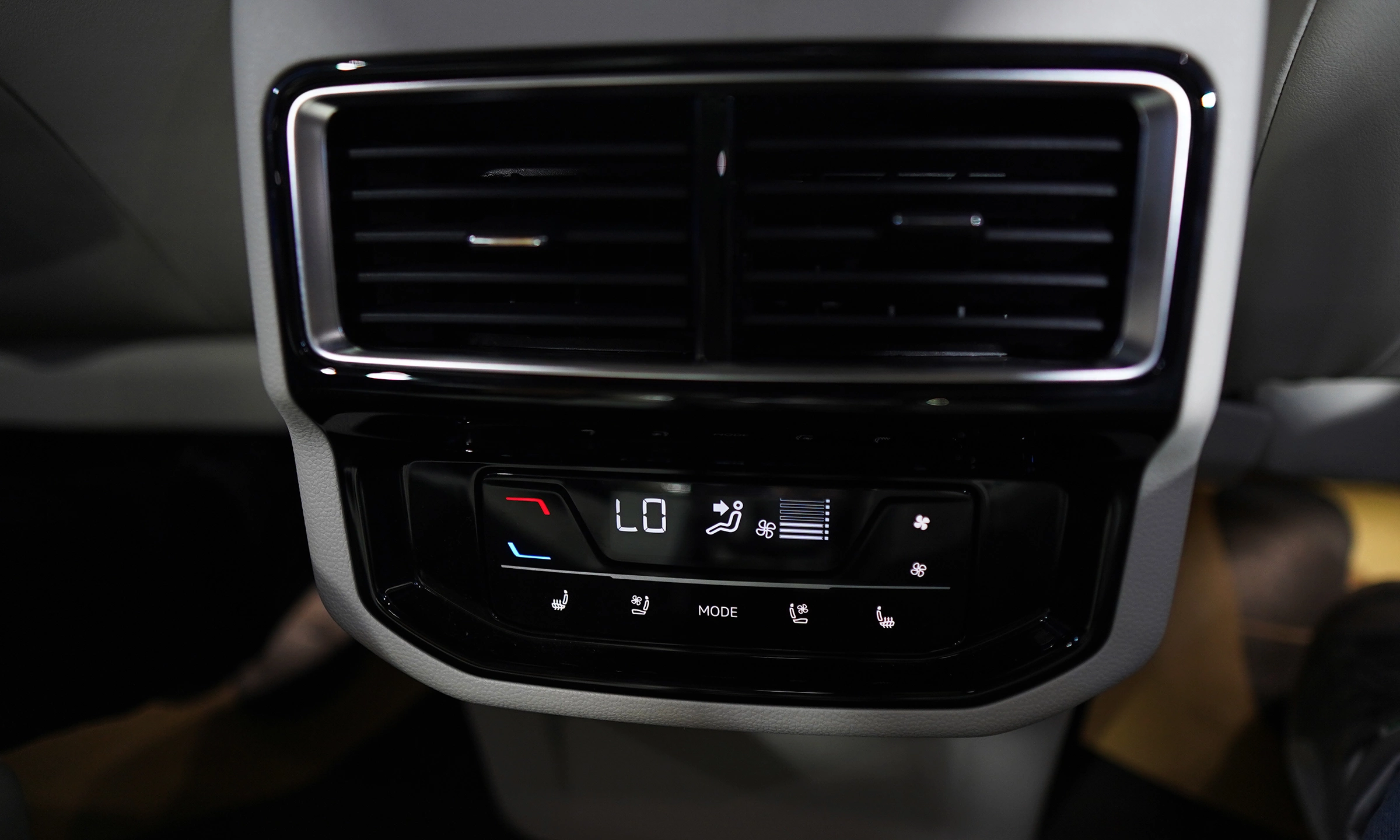 Volkswagen Viloran 2026 28