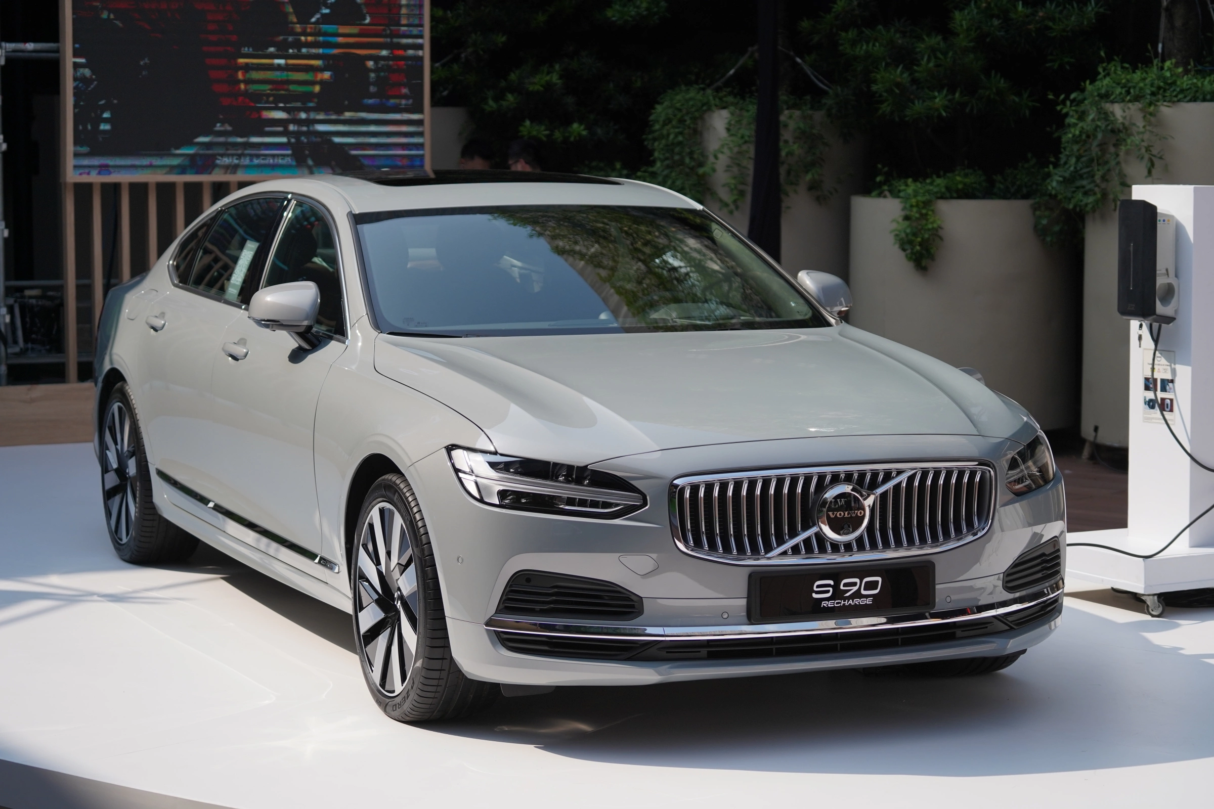 Volvo S90 2026