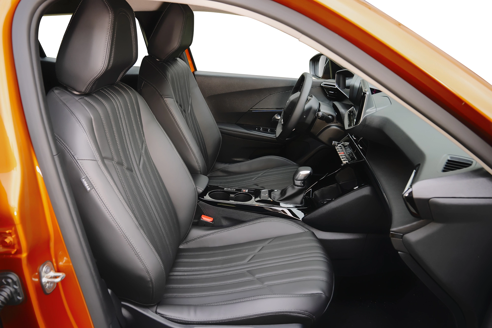 Peugeot 2008 2026 6