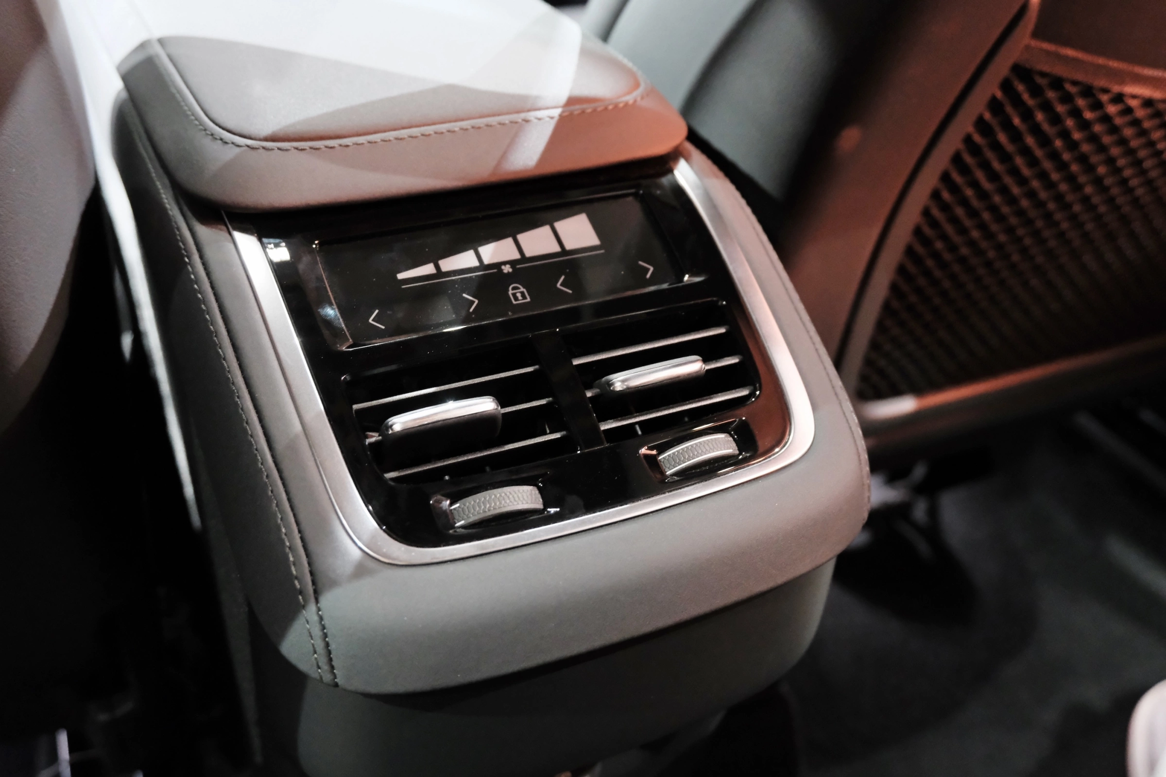 Volvo XC90 2026 12