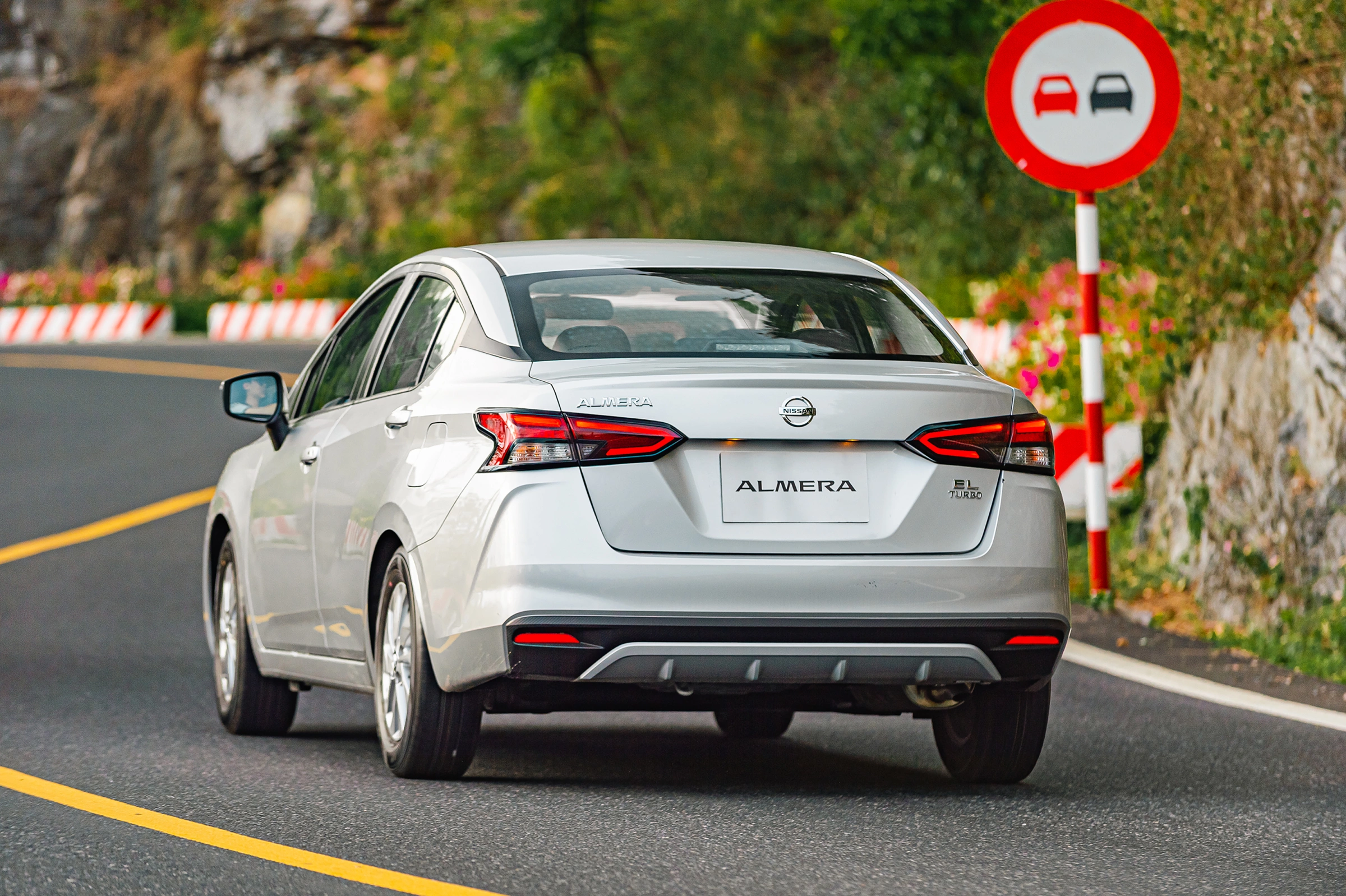 Nissan Almera 2026 11