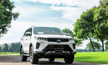 Toyota Fortuner 2026 18