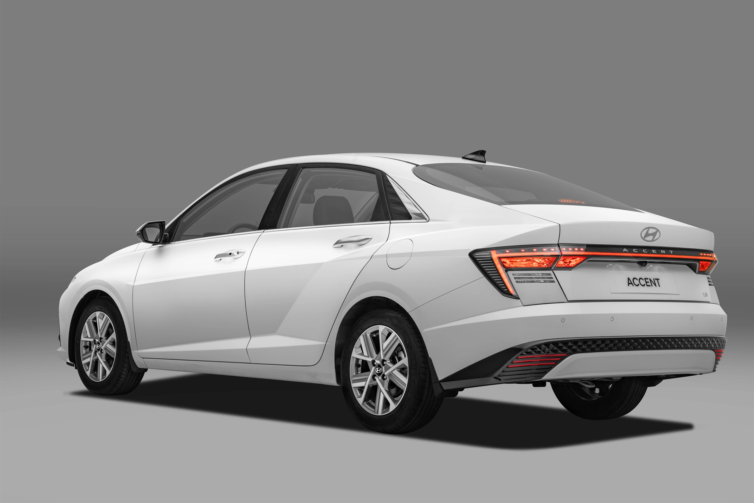 Hyundai Accent 2026 5