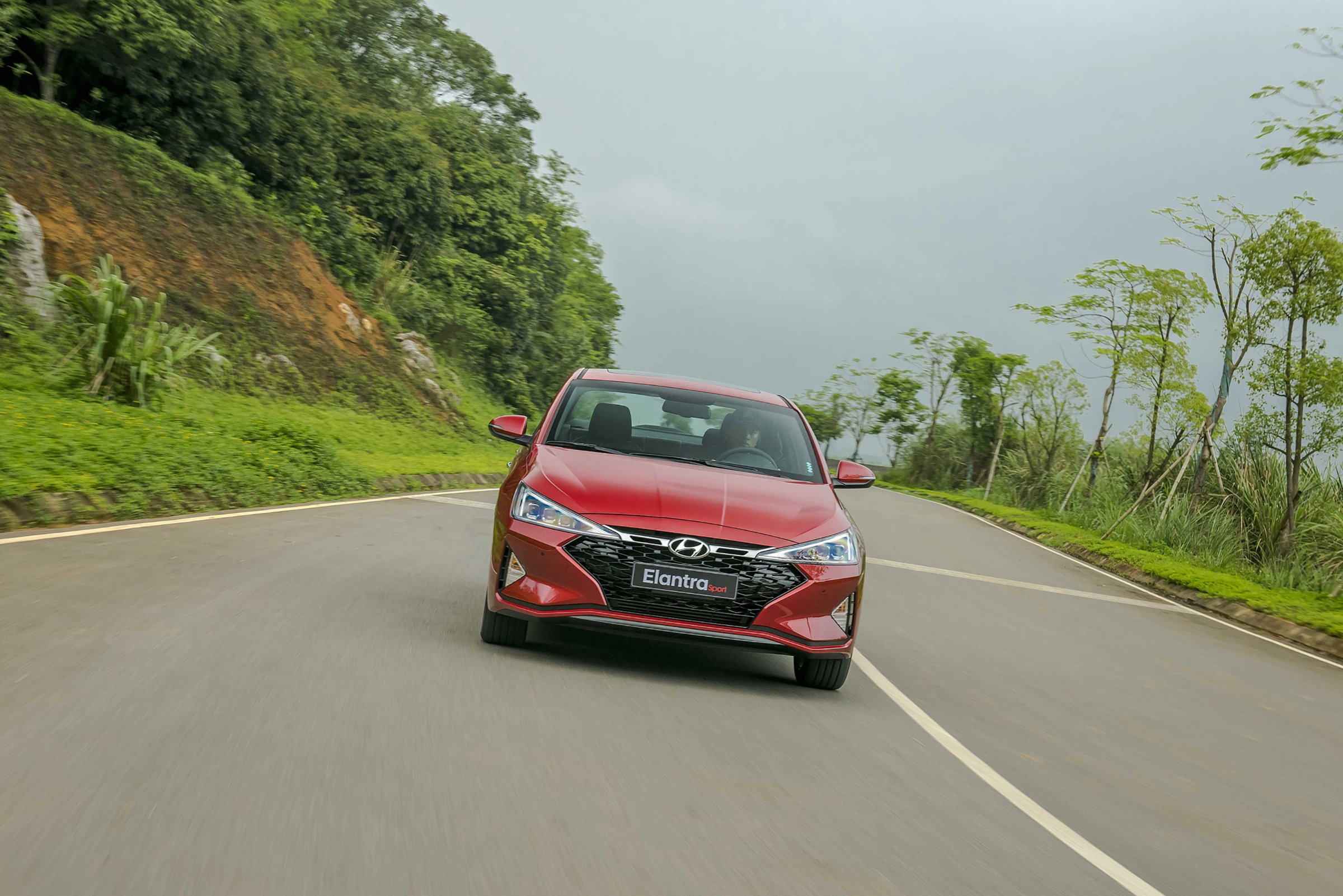 Hyundai Elantra 2026 1