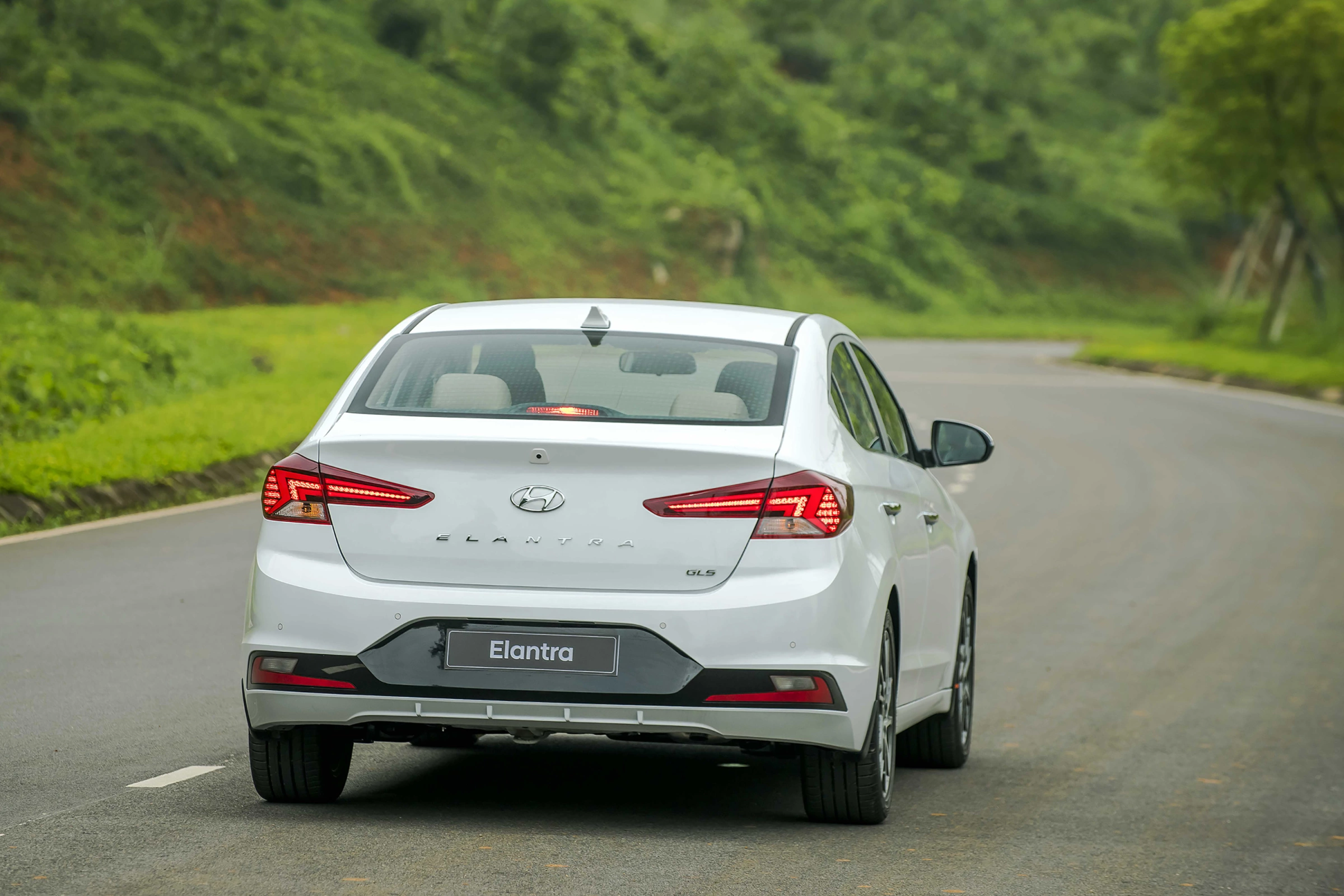 Hyundai Elantra 2026 12