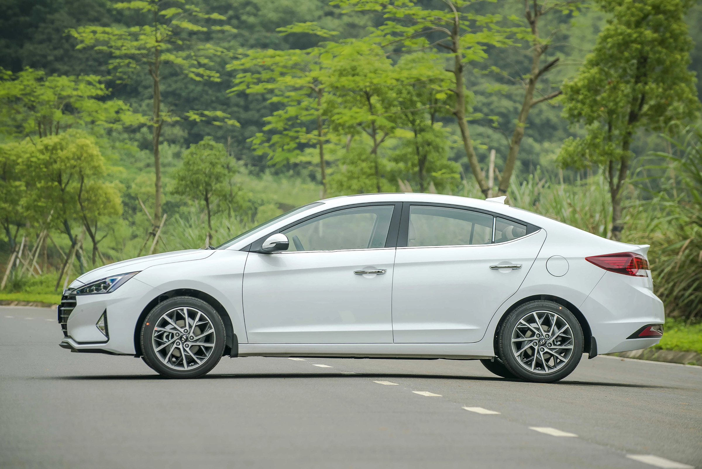 Hyundai Elantra 2026 15