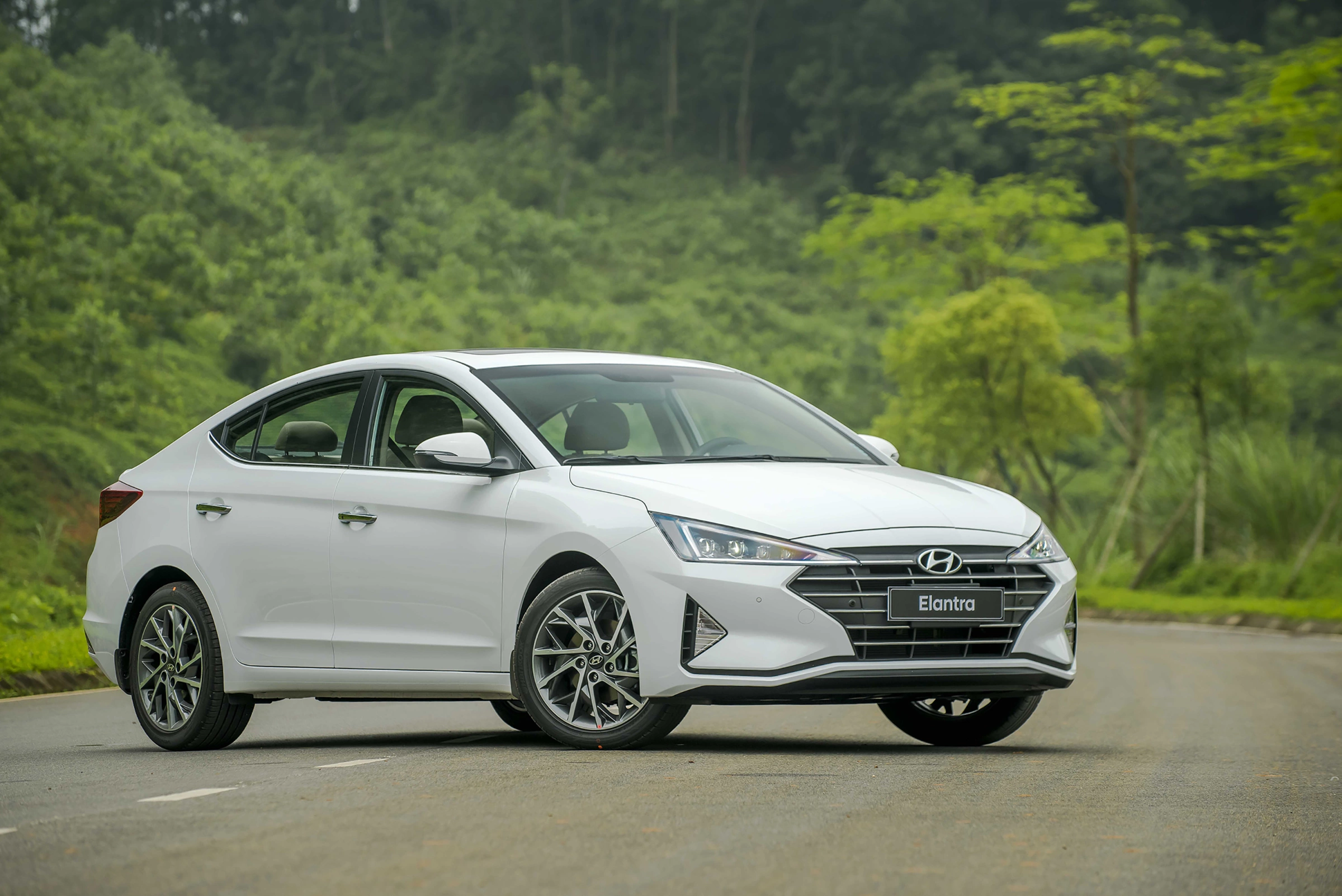 Hyundai Elantra 2026 14