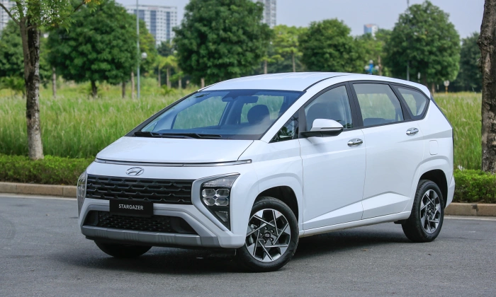 Hyundai Stargazer 2026 50