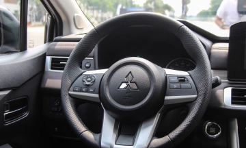 Mitsubishi Xpander 2026 25