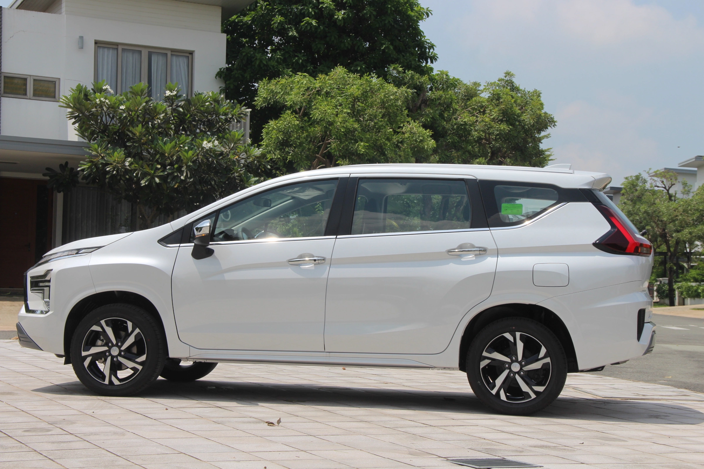 Mitsubishi Xpander 2026 6