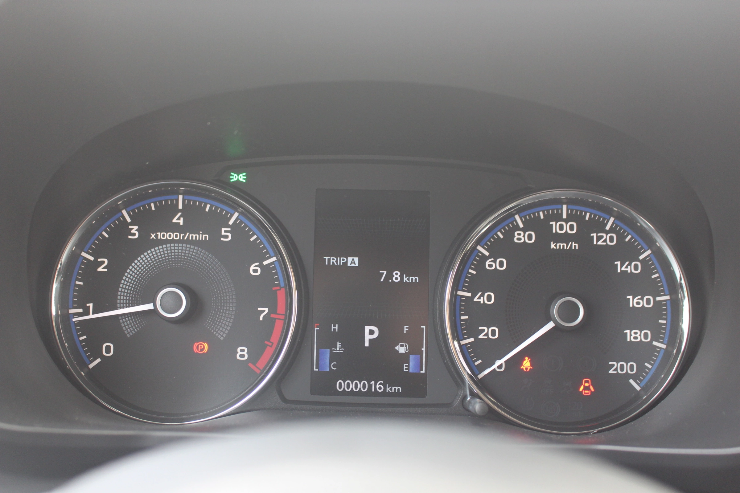 Mitsubishi Xpander 2026 11