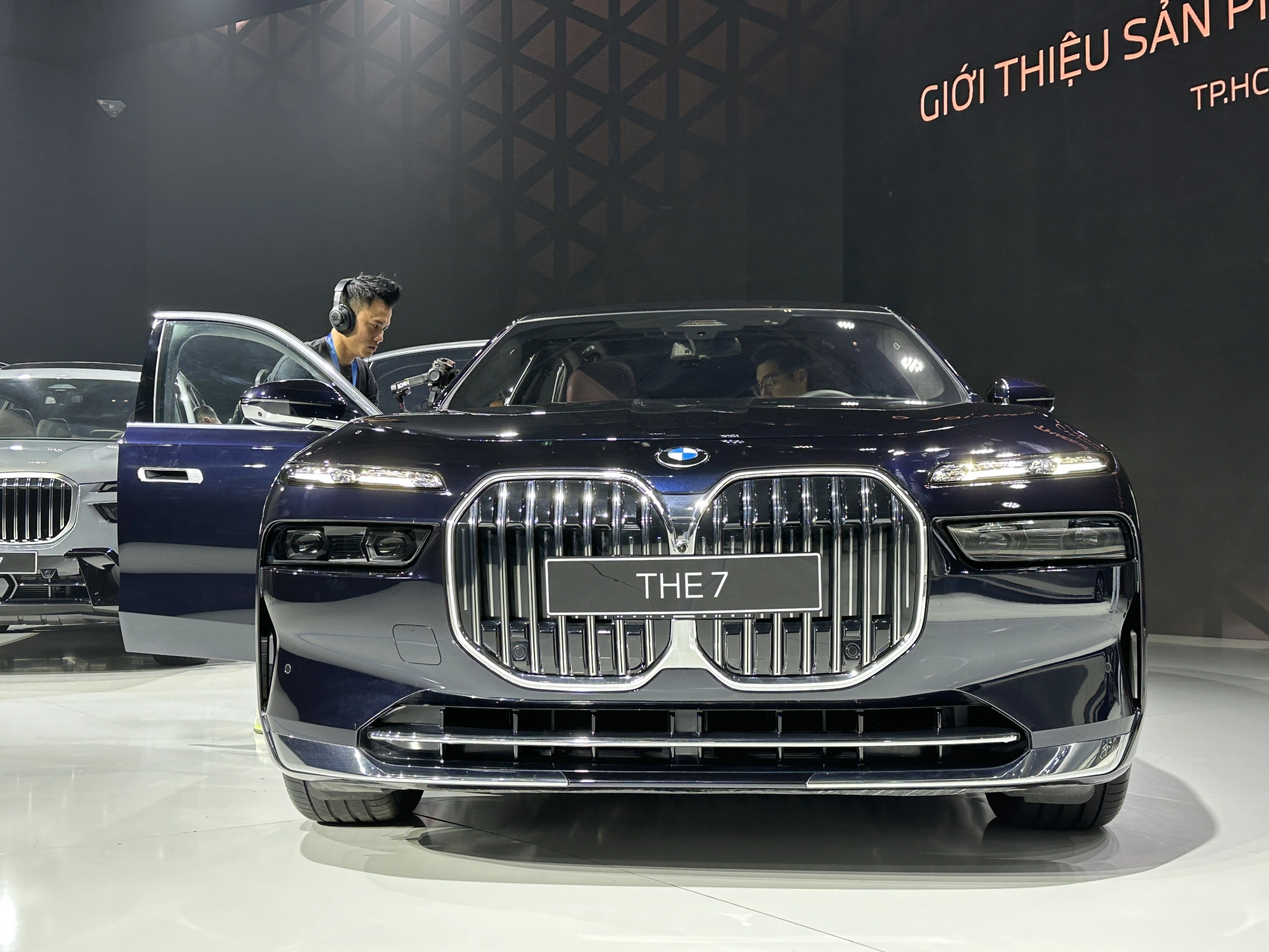 BMW Series 7 2026 3