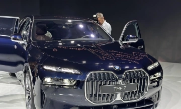 BMW Series 7 2026 21