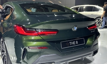 BMW Series 8 2026 27