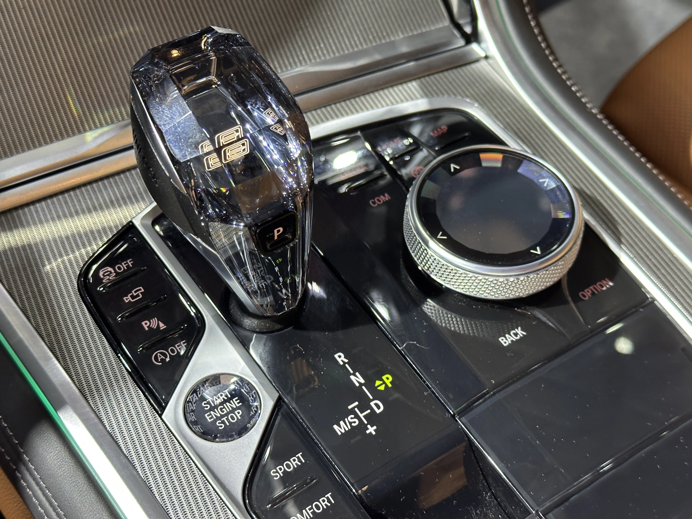 BMW Series 8 2026 13