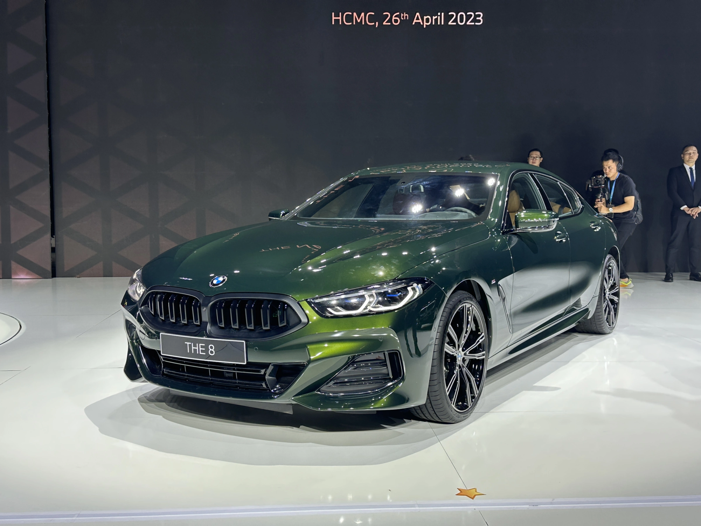 BMW Series 8 2026 18