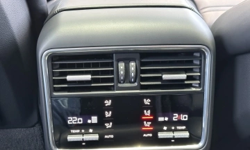 Porsche Cayenne 2026 49