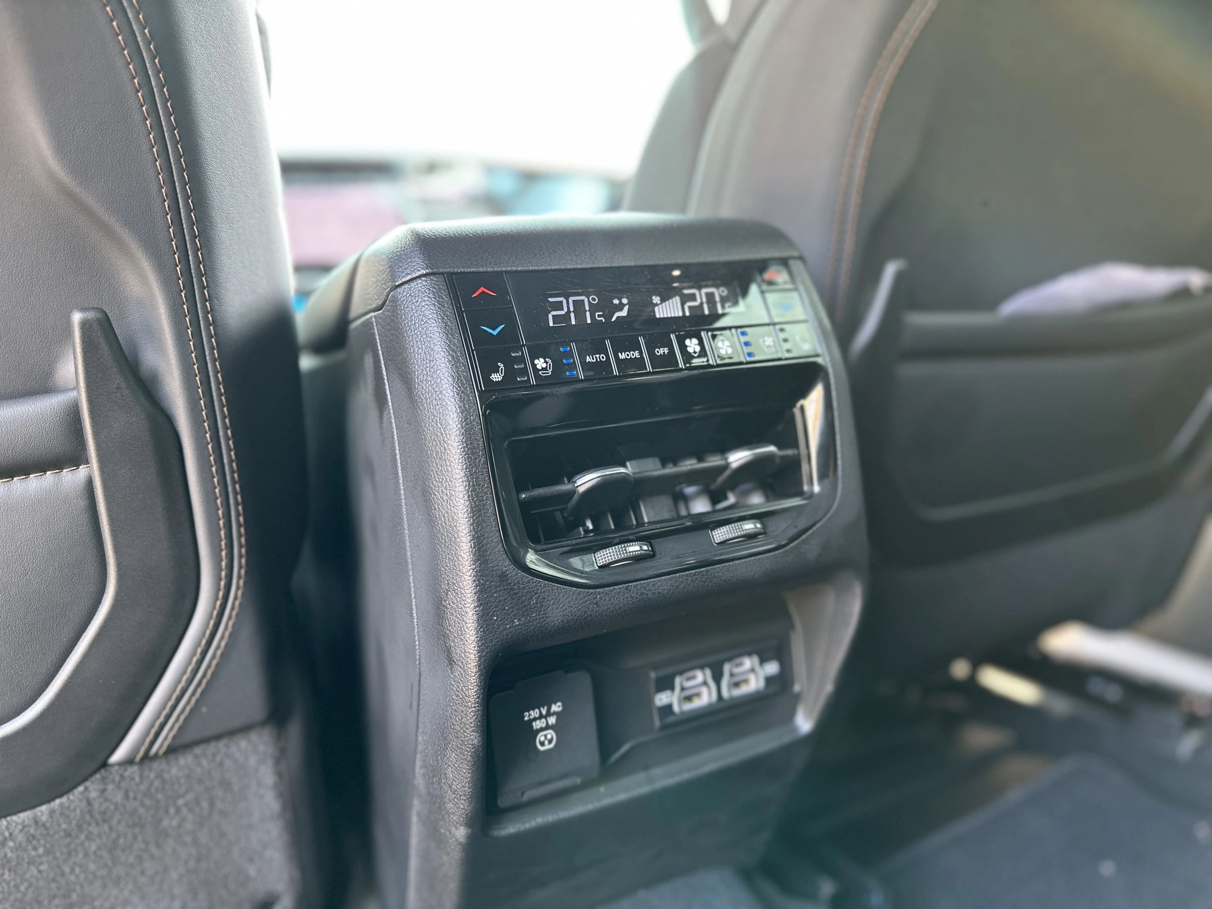 Jeep Grand Cherokee L 2026 22